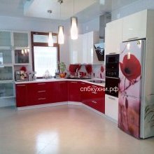 red_kitchen.jpg